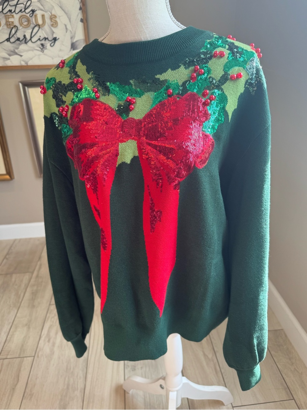NWOT! QUEEN OF SPARKLES Dark Green Sequin Wreath and Bow Sweater - Picture 3 of 10